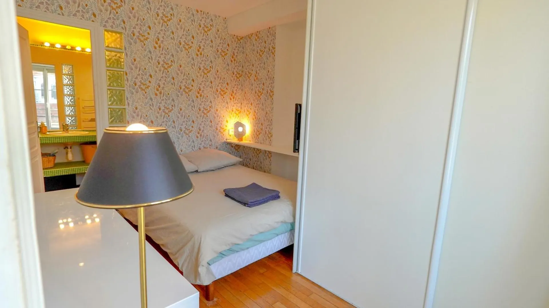 New Sunny Flat Near Montorgeuil Apartment Paris France